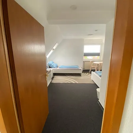 Work And Sleep 3 Pers Gemuetlich Und Zentral D3 * Dortmund